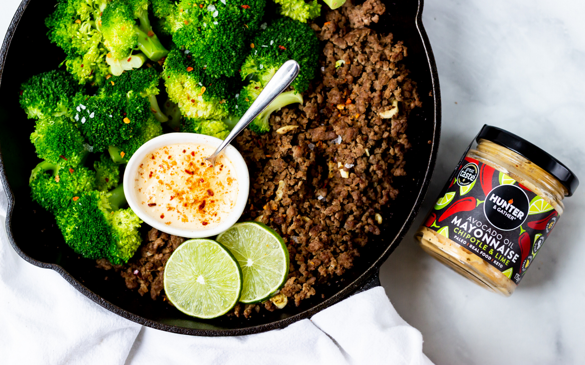skillet with avocado mayo beed and brocoli