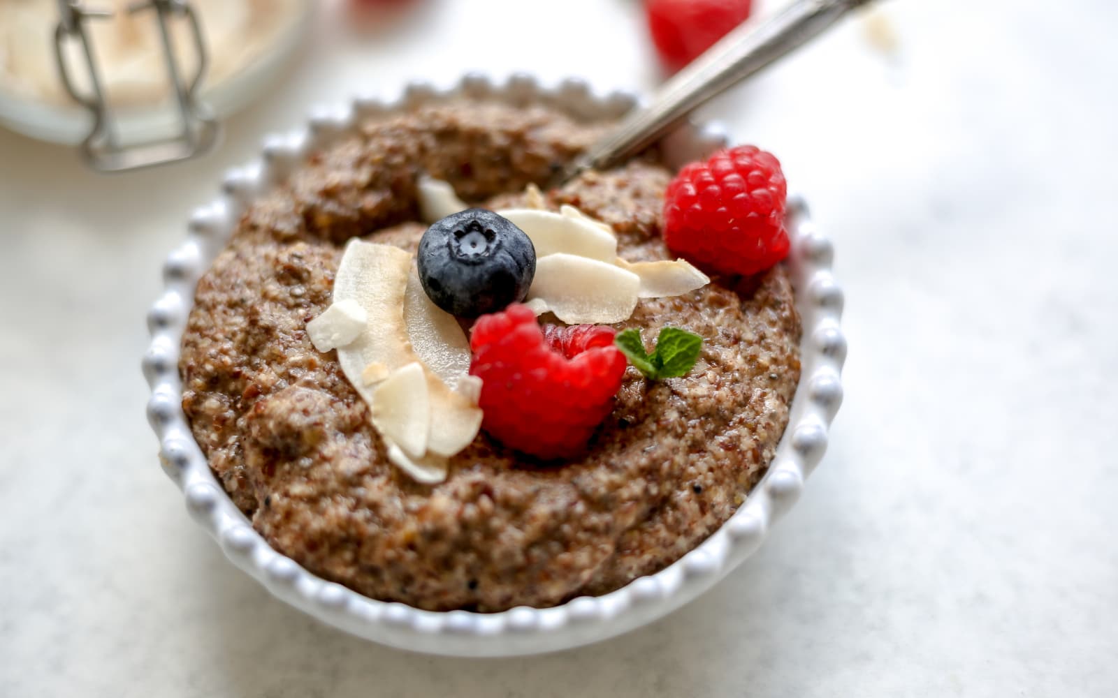Grain Free Coconut and Berry Porridge Recipe
 &ndash; Hunter &amp; Gather