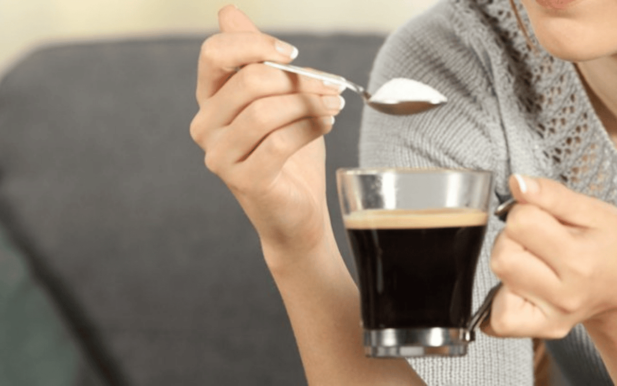 Should you add collagen to coffee and hot drinks article