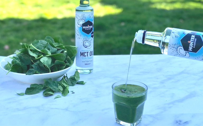Avocado and spinach shake with MCT oil
